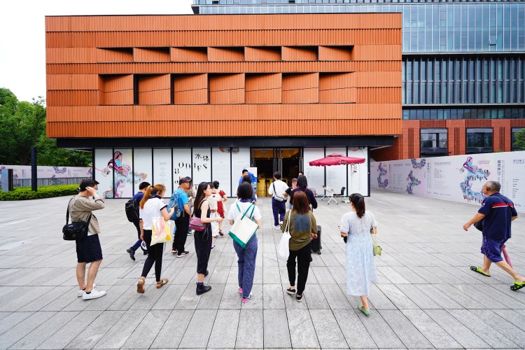 Architectural facade of Xīn Mín Vanke Center with LOPO Terracotta Panels